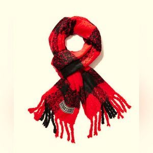 Victoria's Secret Winter Angel Scarlet Red Black Buffalo Check Plaid Scarf